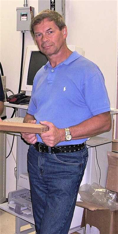 Анатолий Клёсов